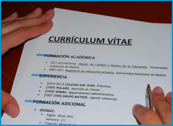 Paso 1 — Destaca tu formación académica en Guatemala como experiencia principal