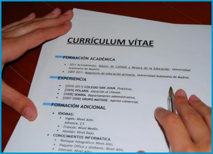 Qué referencias incluir en un CV en Guatemala